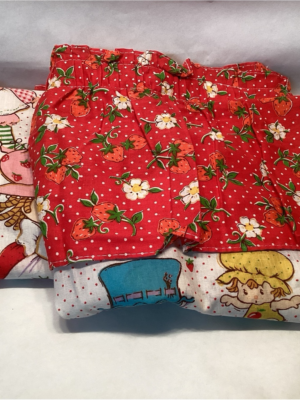 2 Vintage 1980 Strawberry Shortcake Curtain Panels Ruffled American Greetings EC